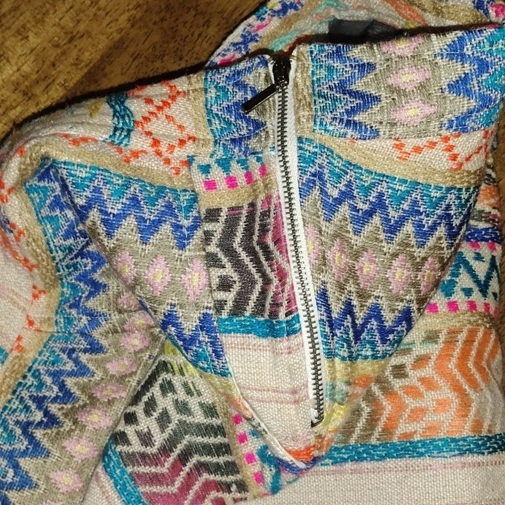 Quinn woman embroidered